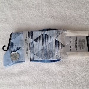 NEW Perry Ellis Portfolio Men's Socks